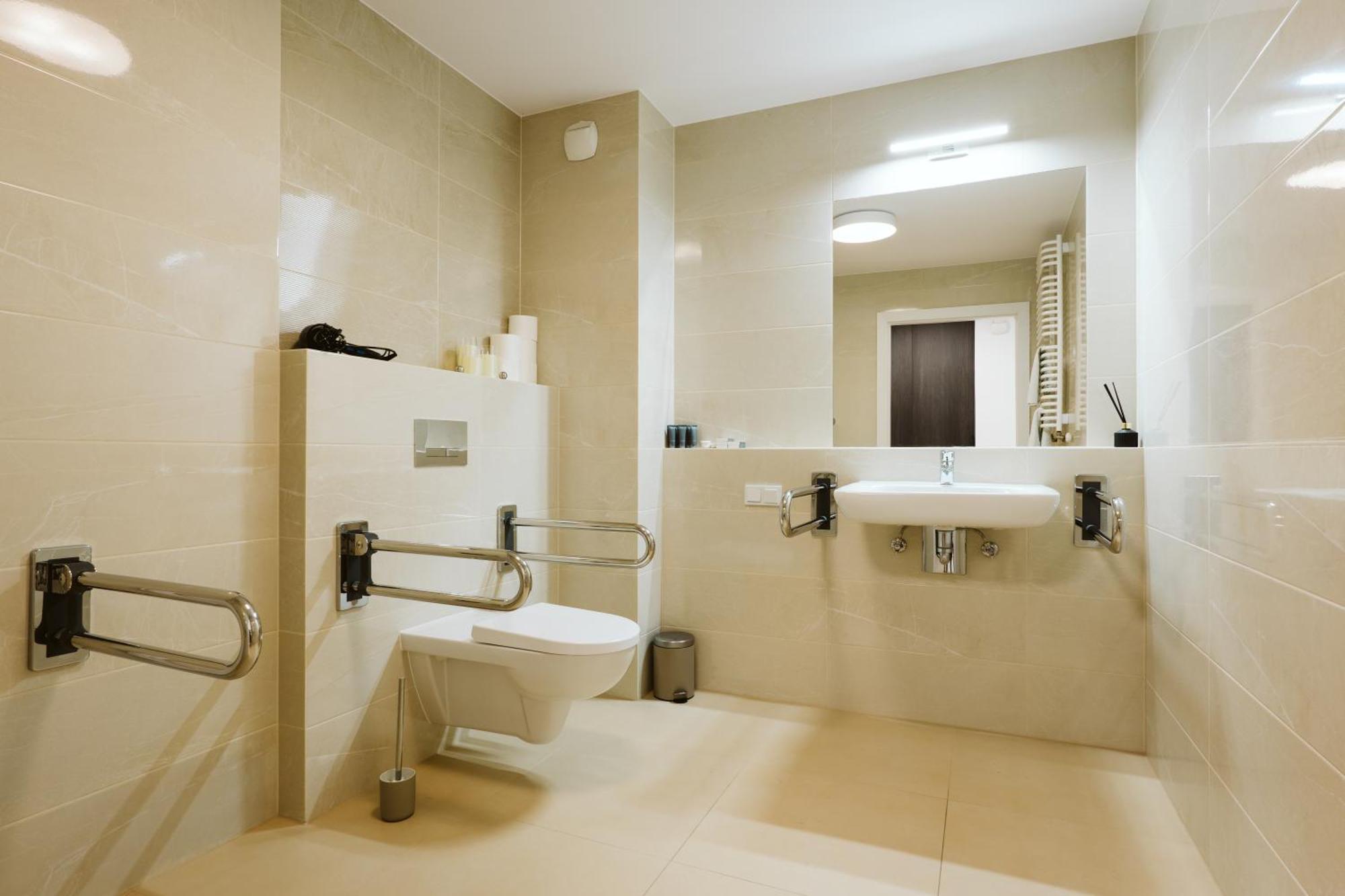 Apartament Przy Dworcu Glownym Free Parking Apartment Wroclaw Ngoại thất bức ảnh
